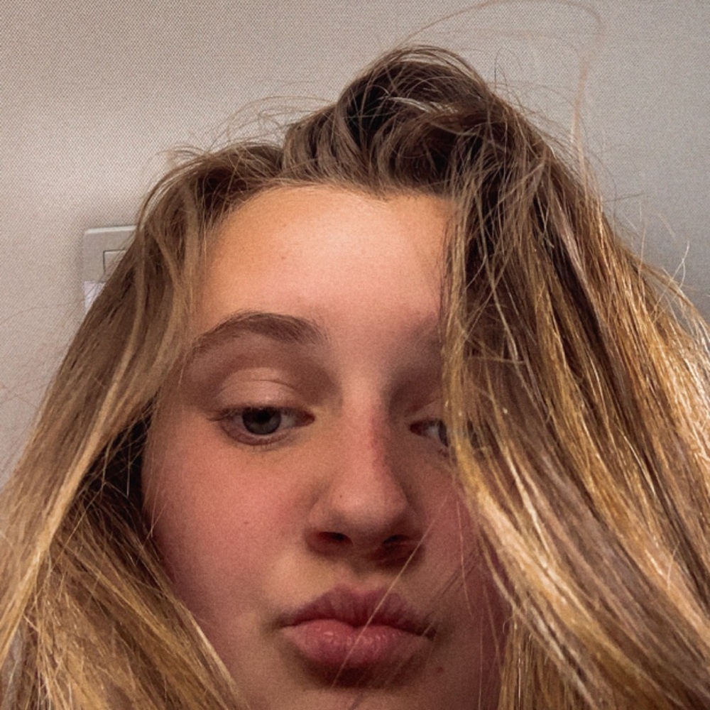 Meet your Posher, Hannah